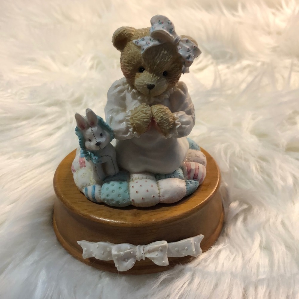 Vintage 1992 Cherished Teddies Music Figurine Jesus Loves Me Praying Bear Baby